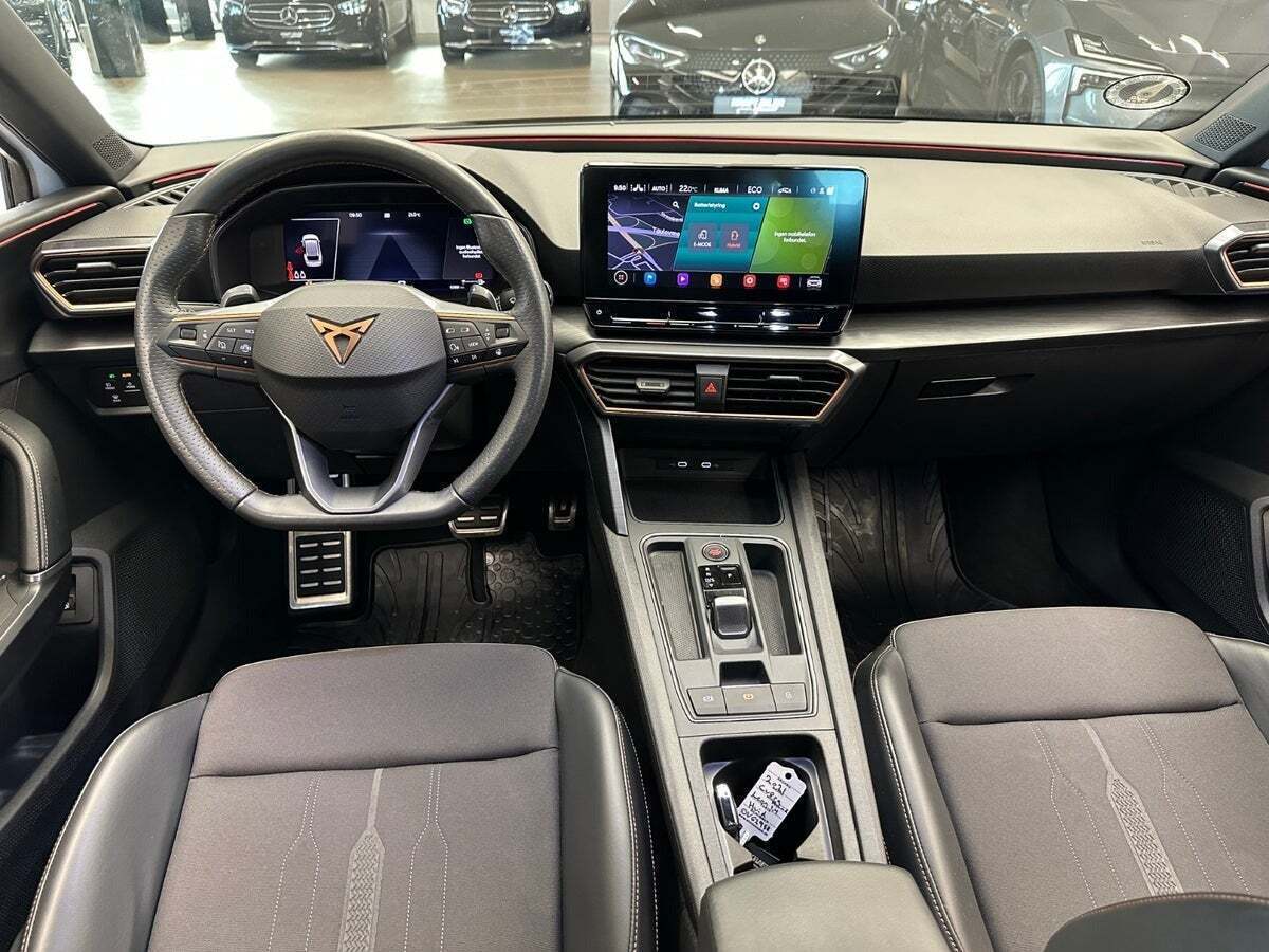 Hvid Cupra Leon fra 2021