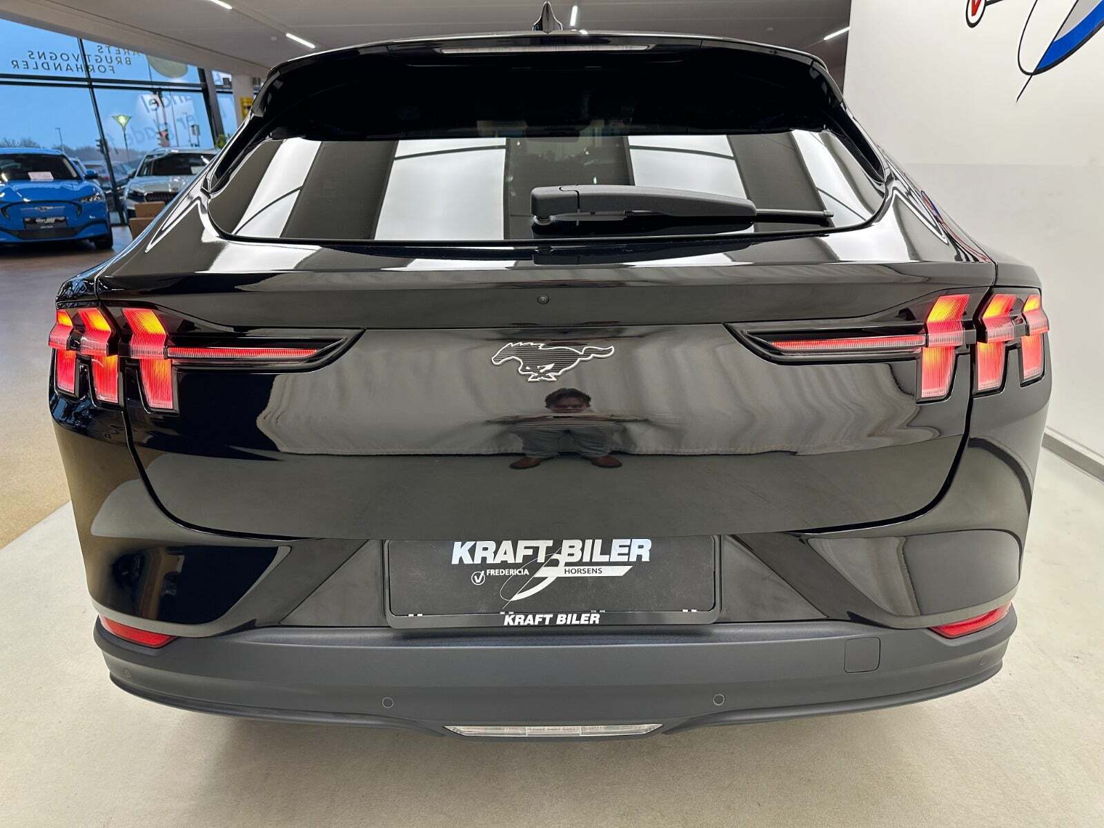 Ford Mustang Mach-E 75 Premium Standard Range