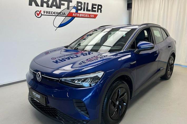 Blå VW ID.4 fra 2023 set udefra