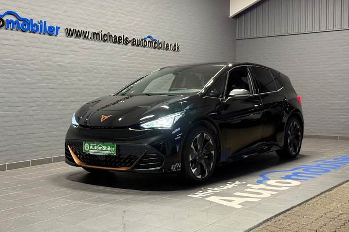 Sort Cupra Born fra 2025 set udefra