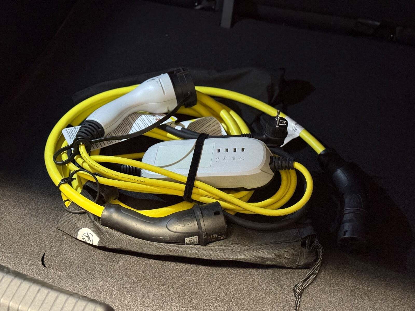 Sort Cupra Born fra 2025