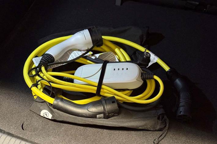 Sort Cupra Born fra 2025