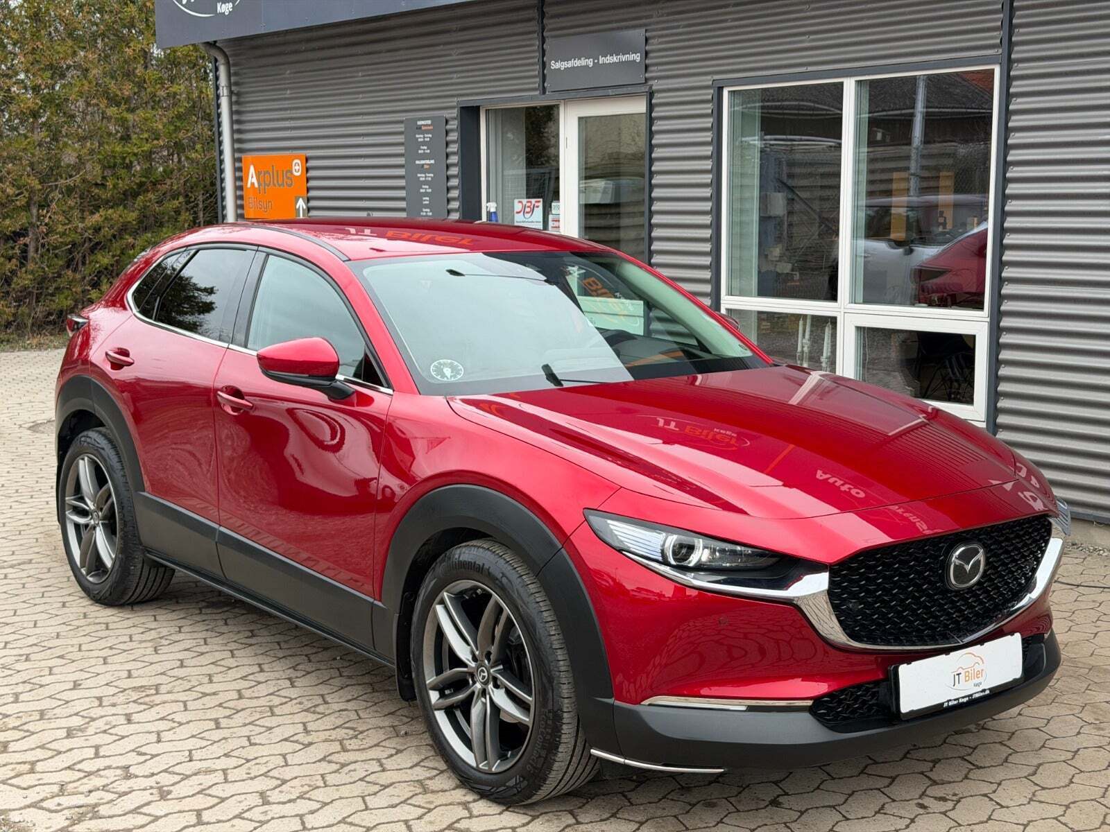 Grå Mazda CX-30 fra 2020