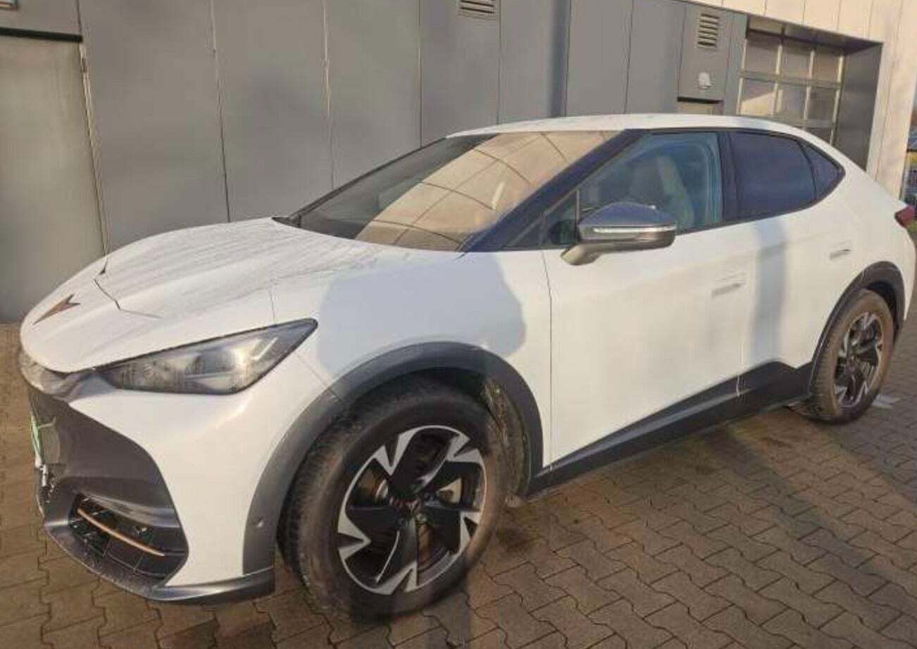 Cupra Tavascan 77 Endurance