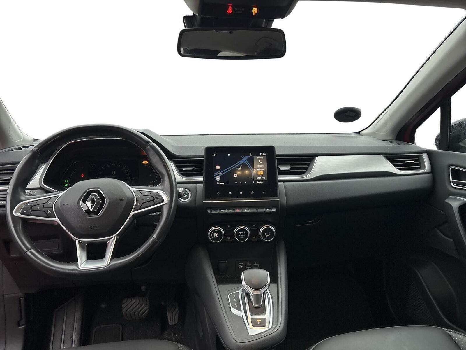 Beige Renault Captur fra 2020