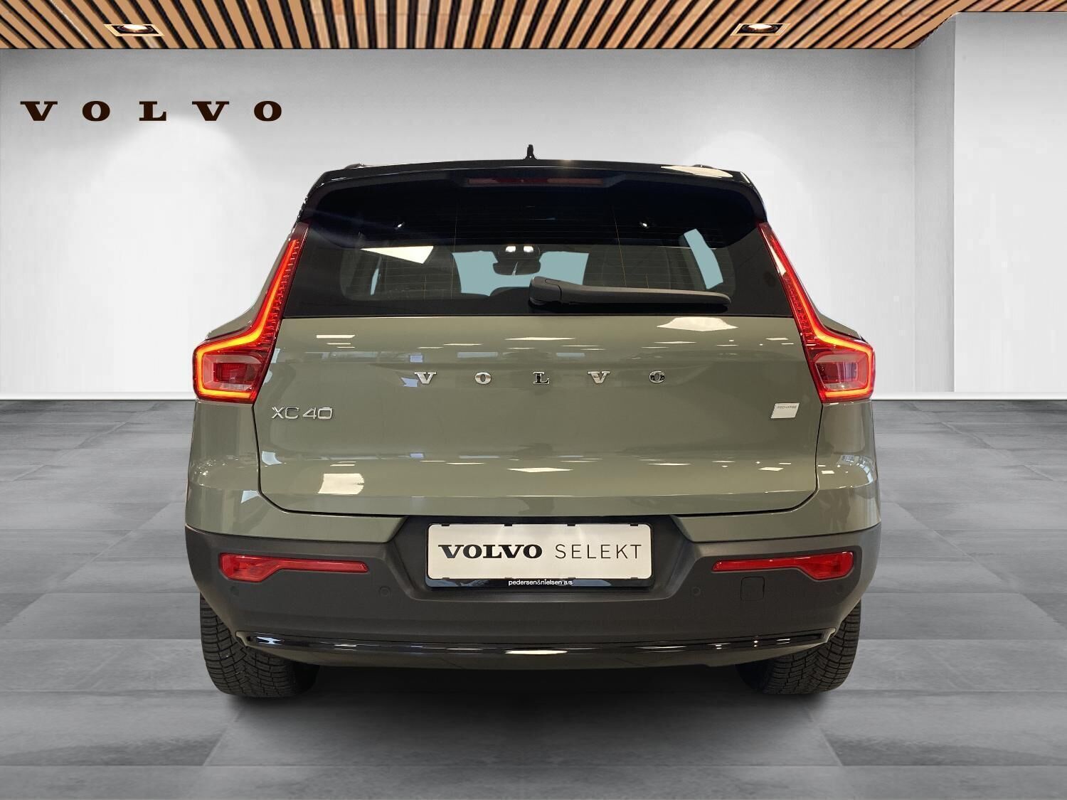 Volvo XC40 Recharge Extended Range Ultimate 252HK 5d Aut.