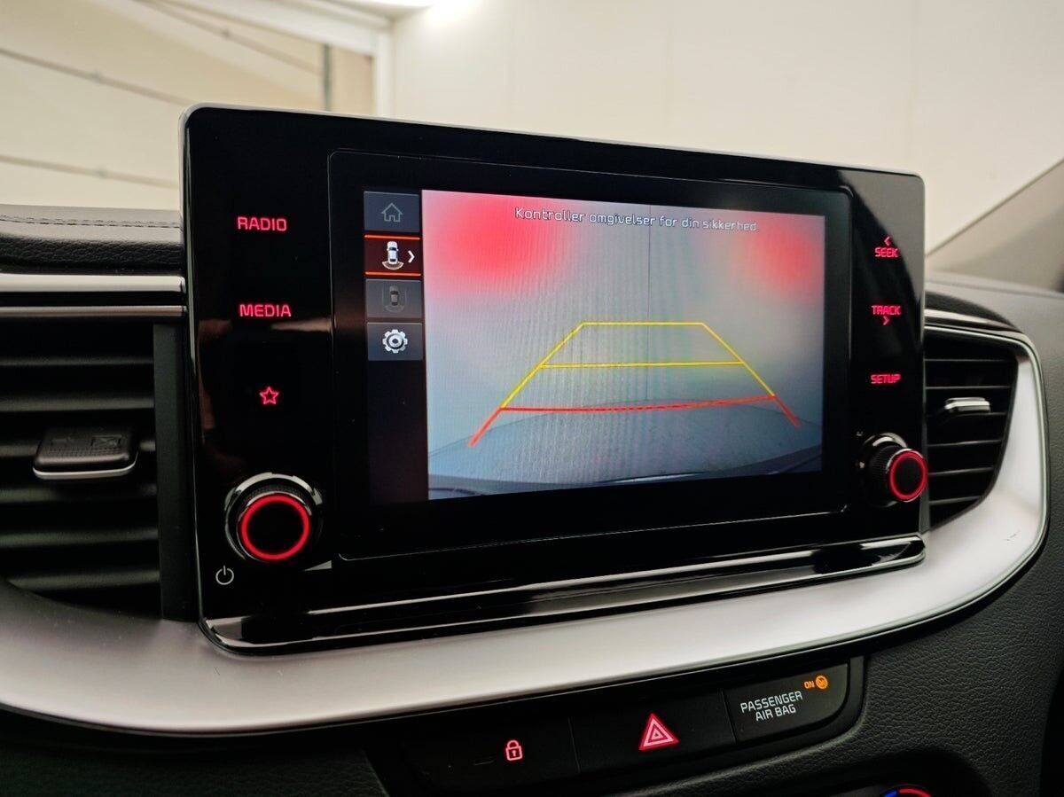 Grøn Kia Ceed fra 2023