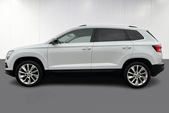 Hvid Skoda Karoq fra 2019