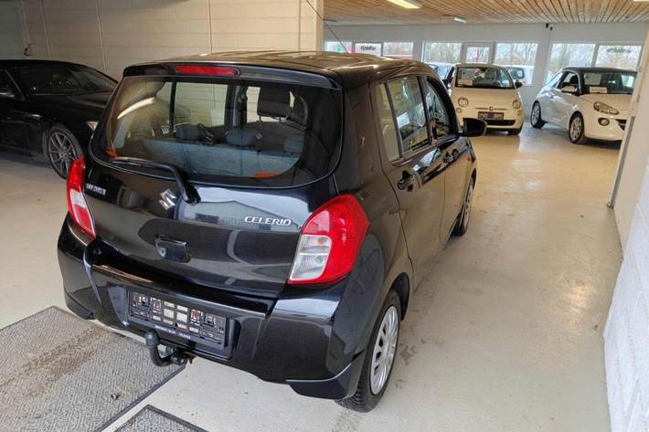 Gul Suzuki Celerio fra 2015