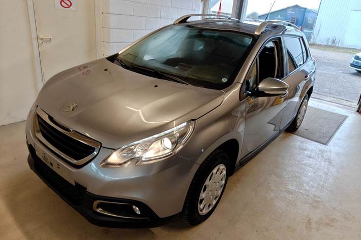 Gul Peugeot 2008 fra 2014