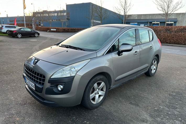 undefined Peugeot 3008 fra 2011 set udefra