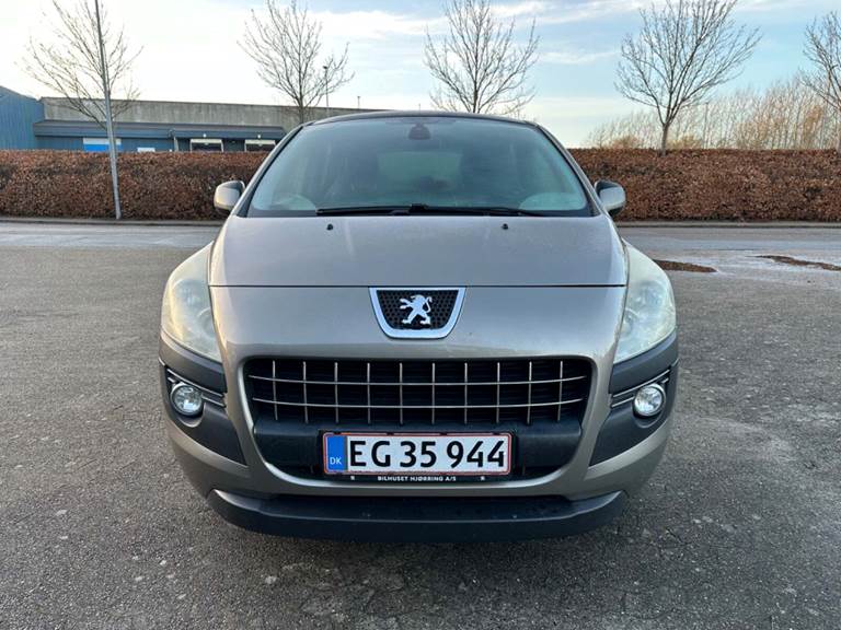 Peugeot 3008 2,0 HDi 150 Premium
