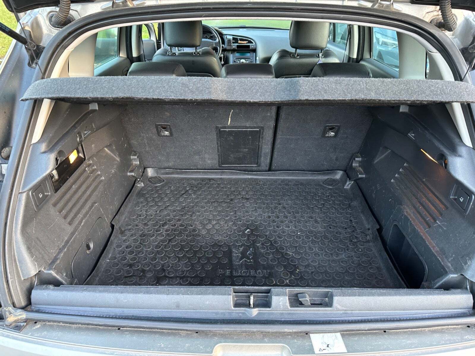 undefined Peugeot 3008 fra 2011