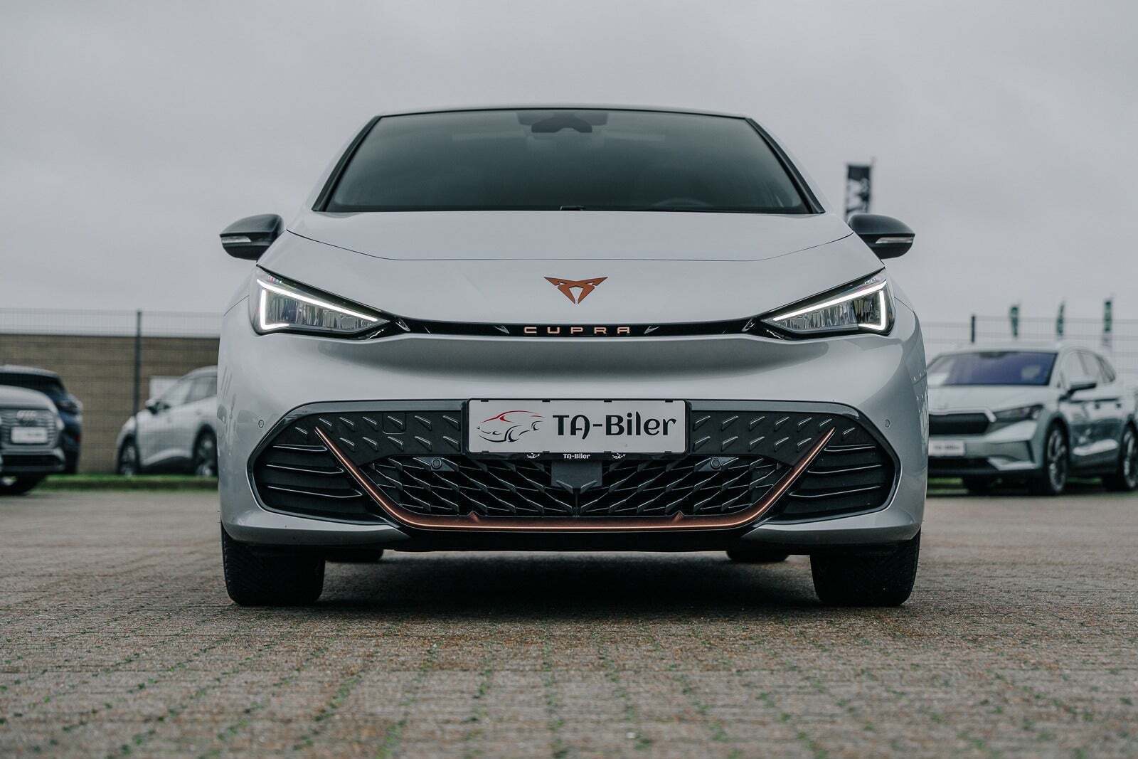 Cupra Born 58 e-Boost Dinamica Pack High