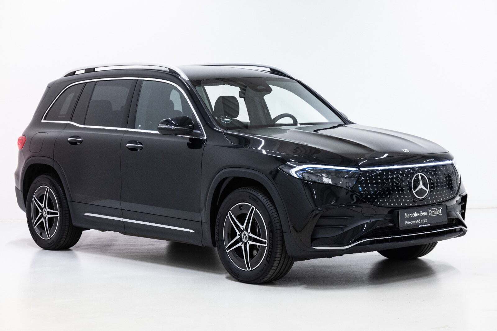 Sort Mercedes EQB250+ fra 2026