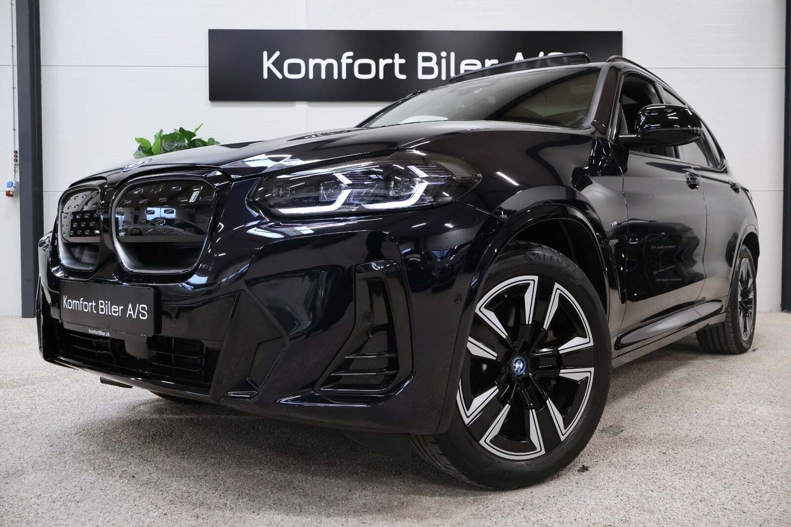 BMW iX3 Charged M-Sport