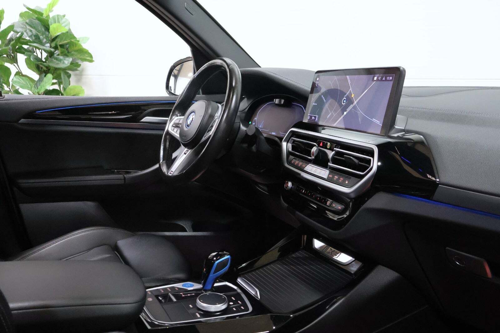 BMW iX3 Charged M-Sport