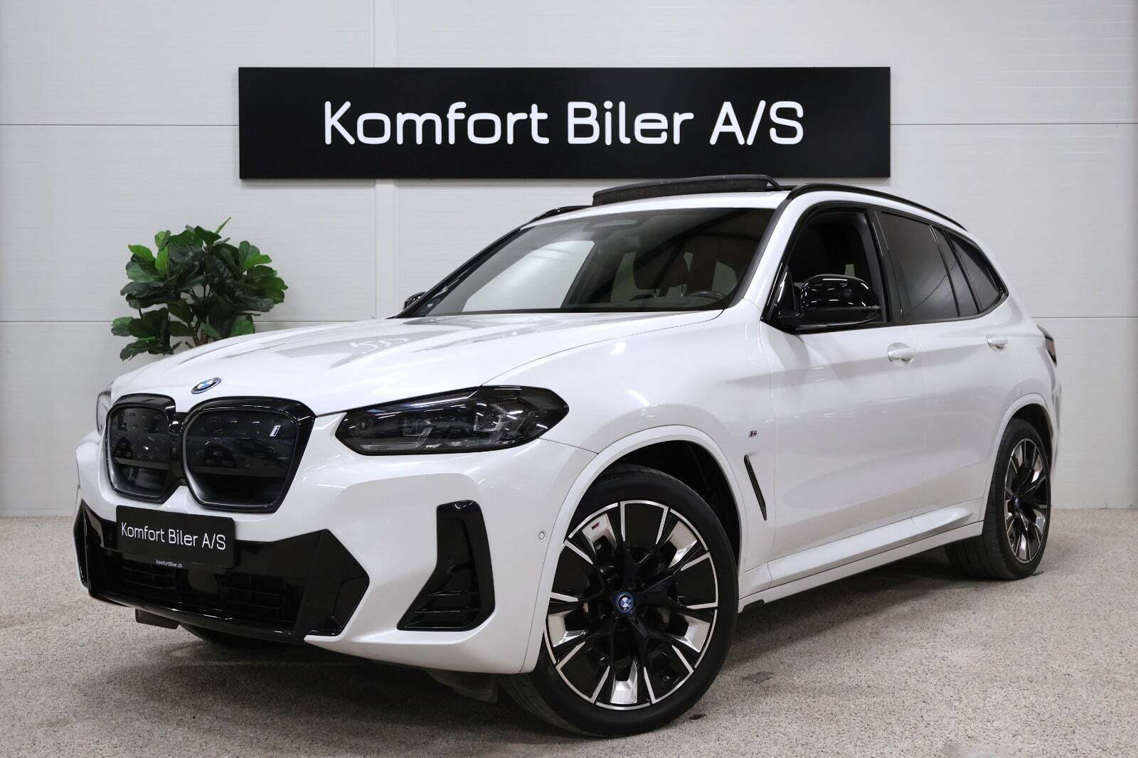 BMW iX3 Charged Plus M-Sport