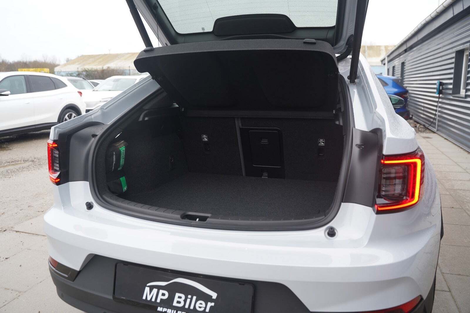 Hvid Polestar 2 fra 2024