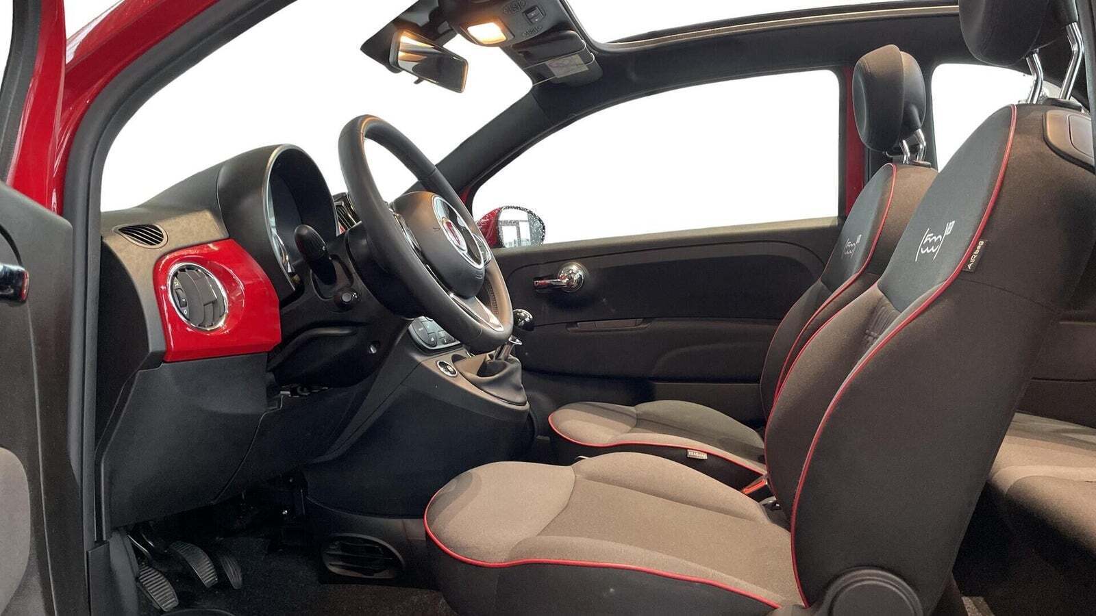 Fiat 500C 1,0 Hybrid (RED)