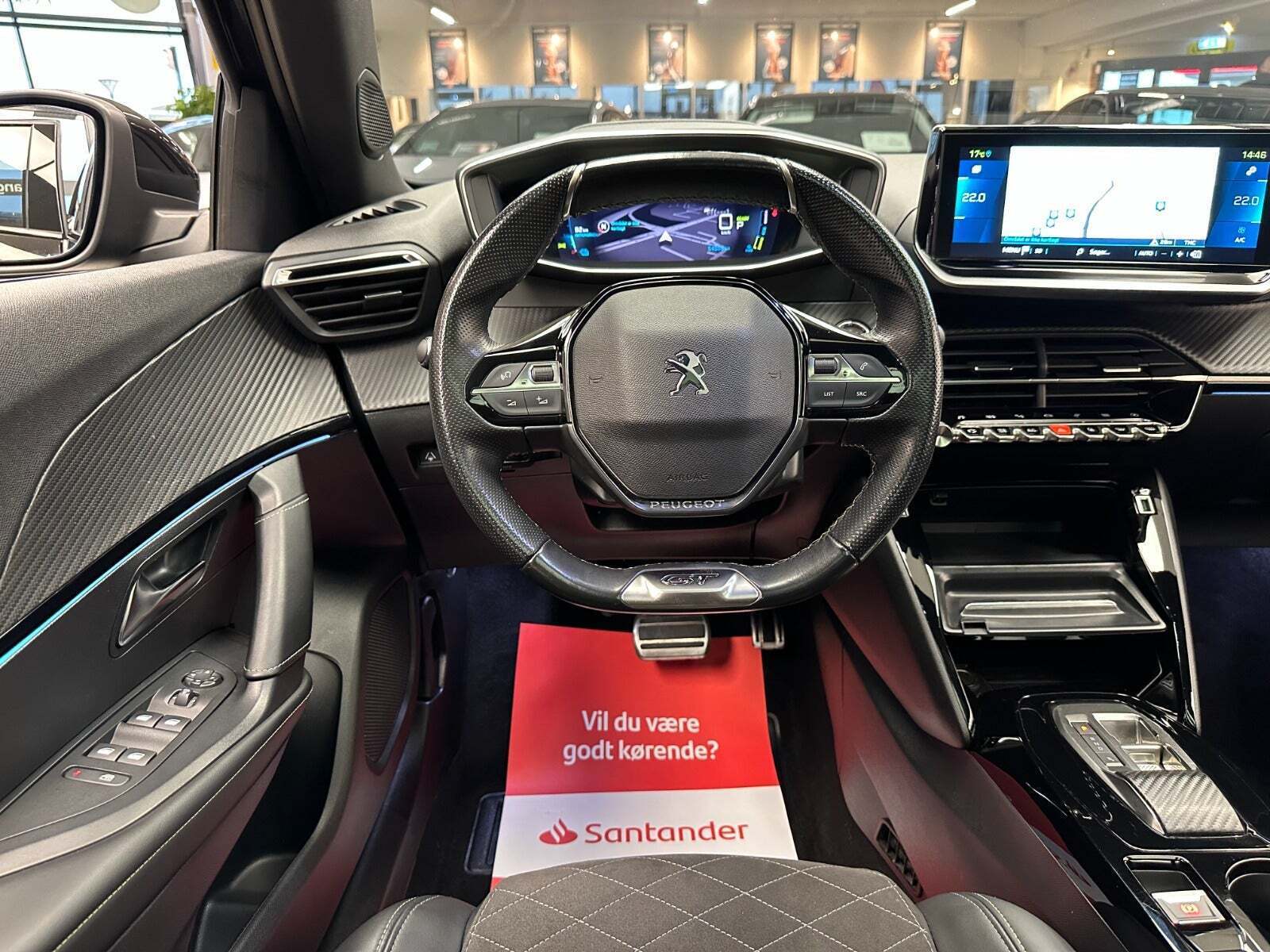 Sort Peugeot e-2008 fra 2022