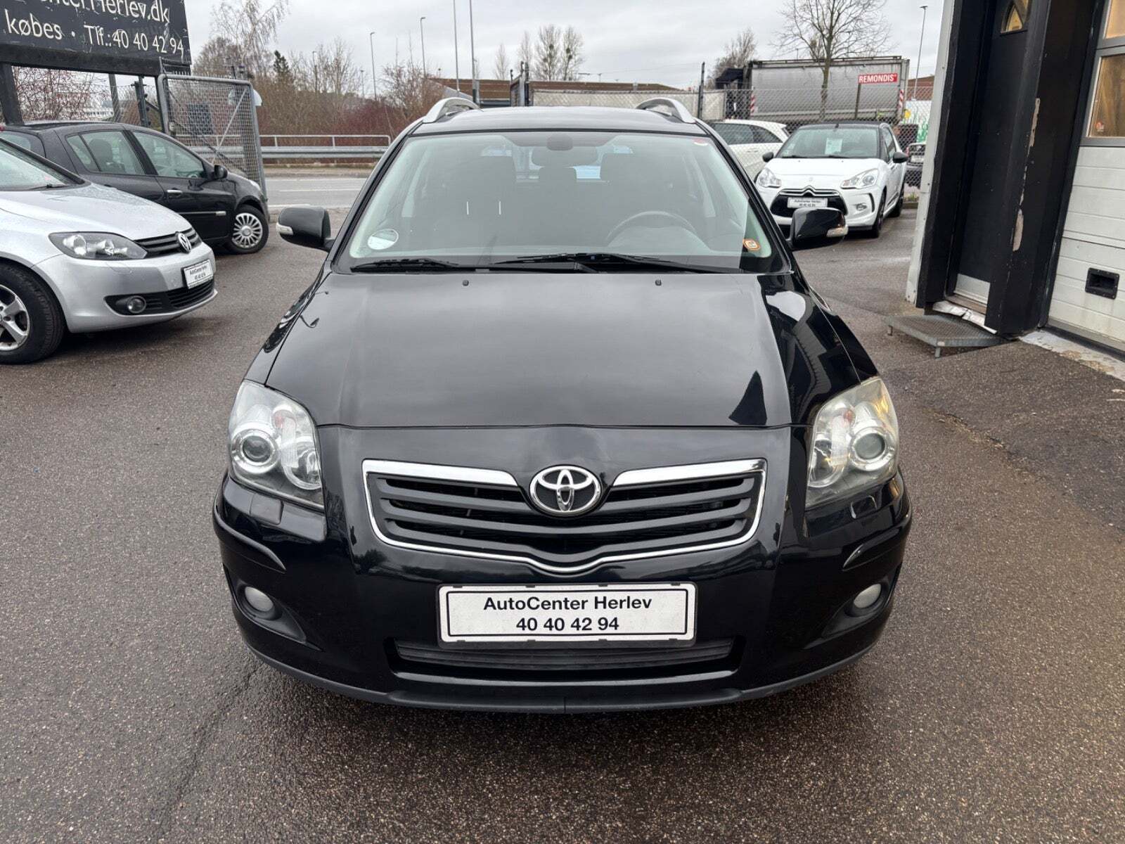 Toyota Avensis 2,0 D-4D Sol stc.