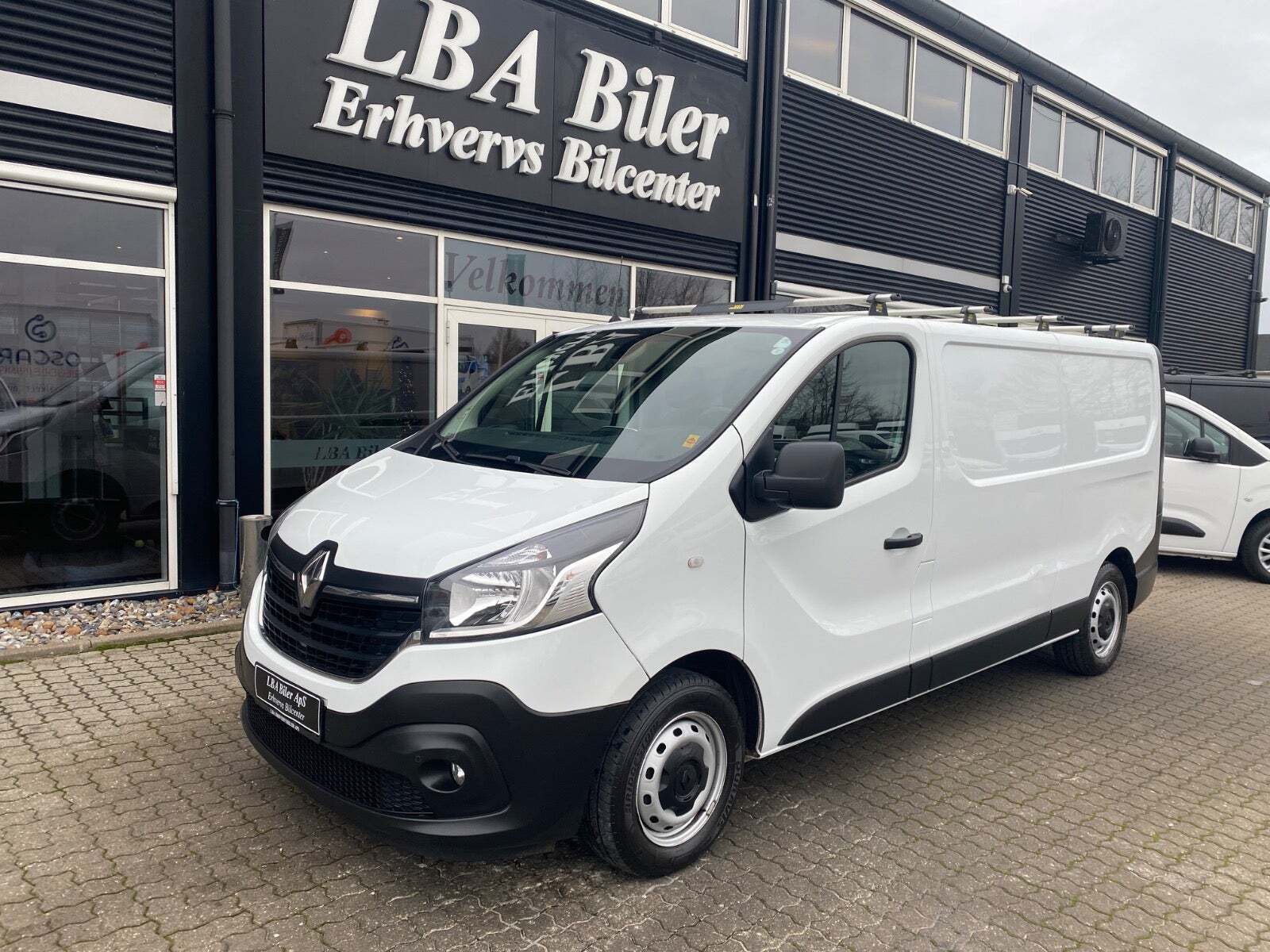 Renault Trafic T29 2,0 dCi 145 L2H1