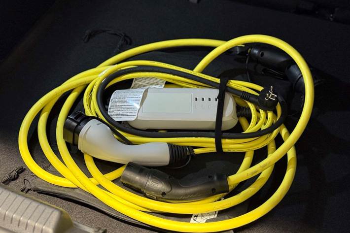 Sort Cupra Born fra 2025