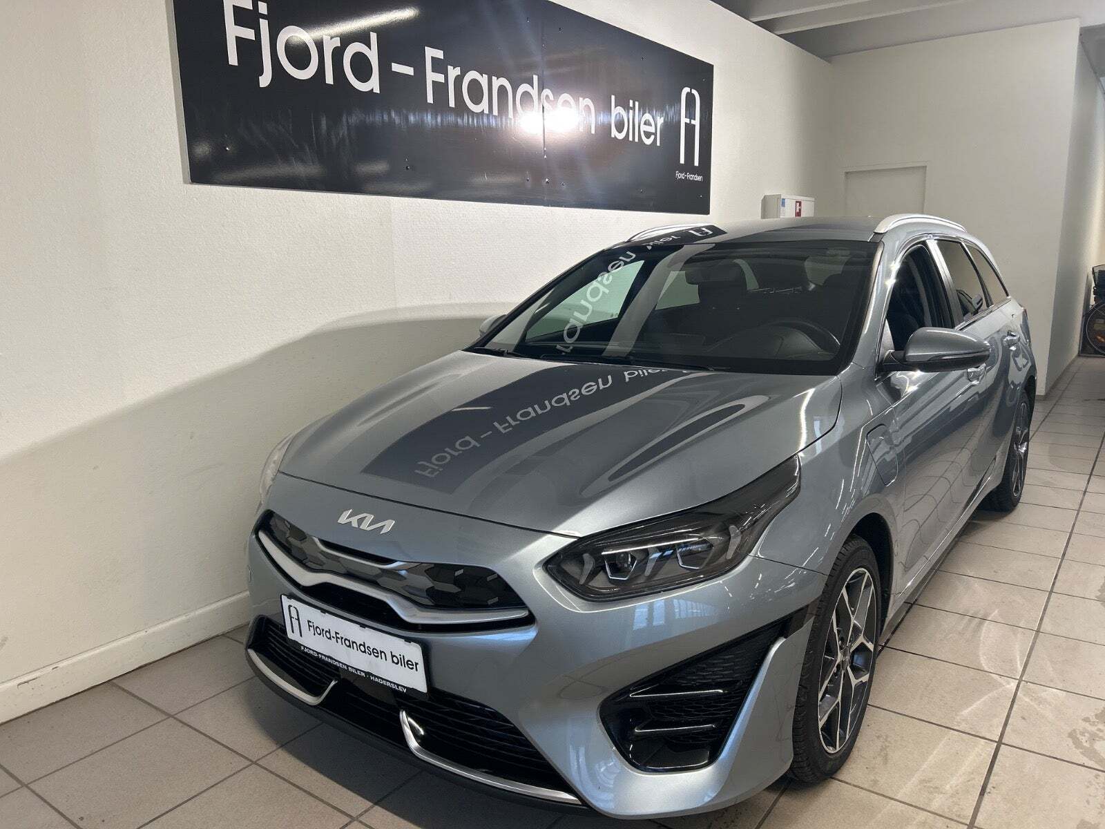 Kia Ceed 1,6 PHEV Prestige SW DCT