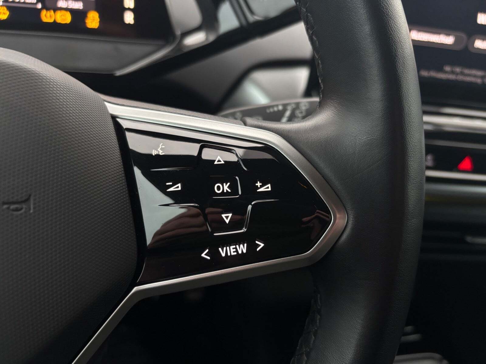 Hvid VW ID.4 fra 2023