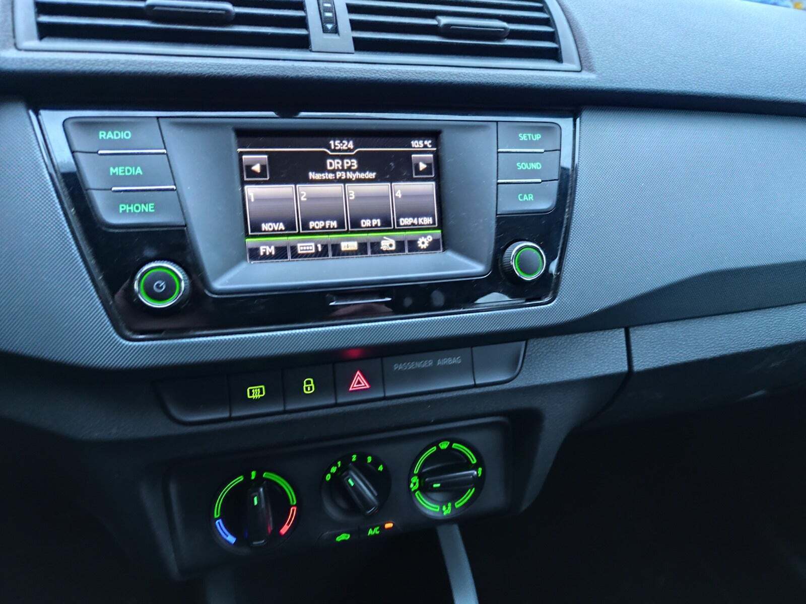 Blå Skoda Fabia fra 2018