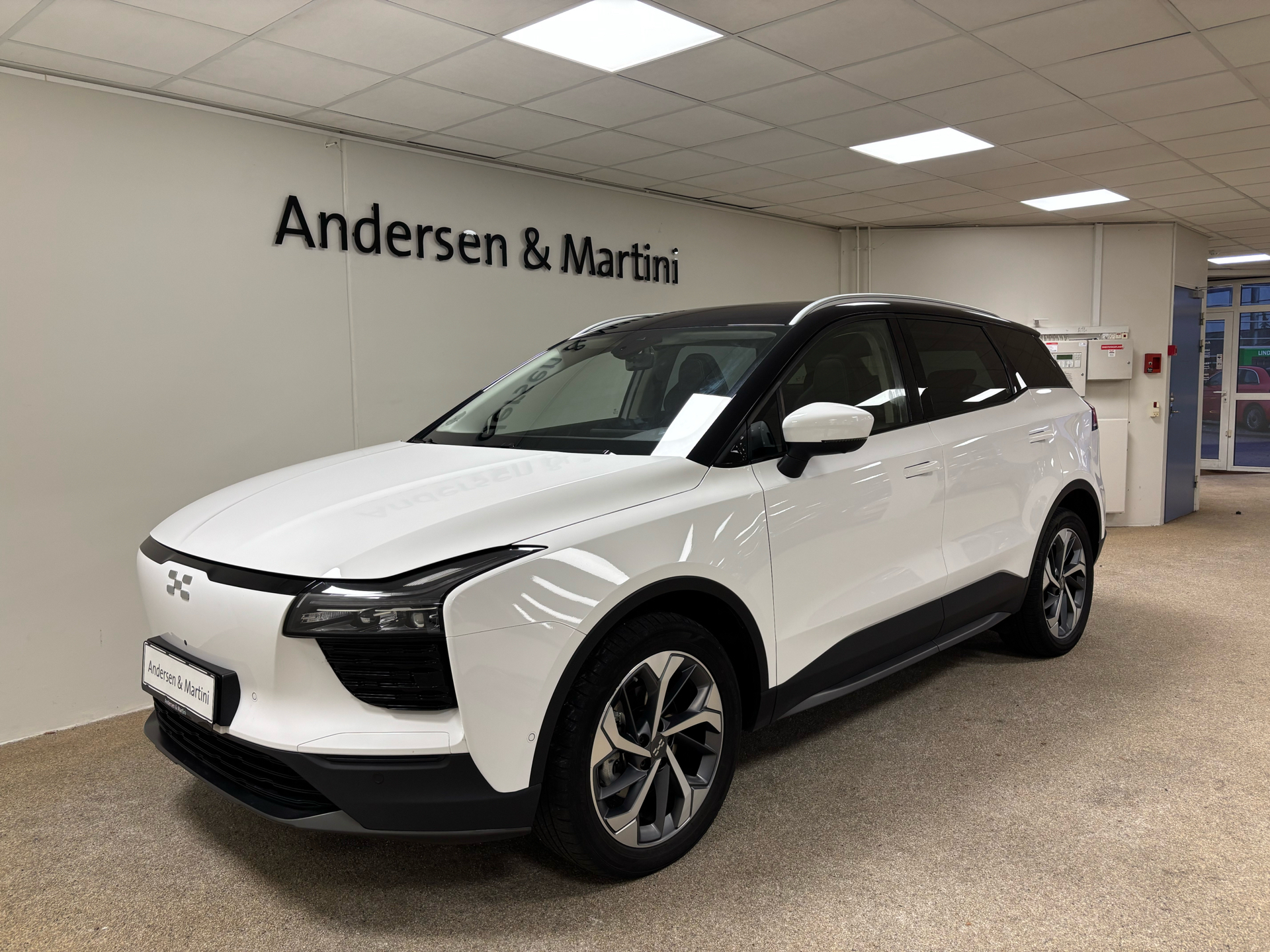 Aiways U5 EL Premium 204HK 5d Aut.