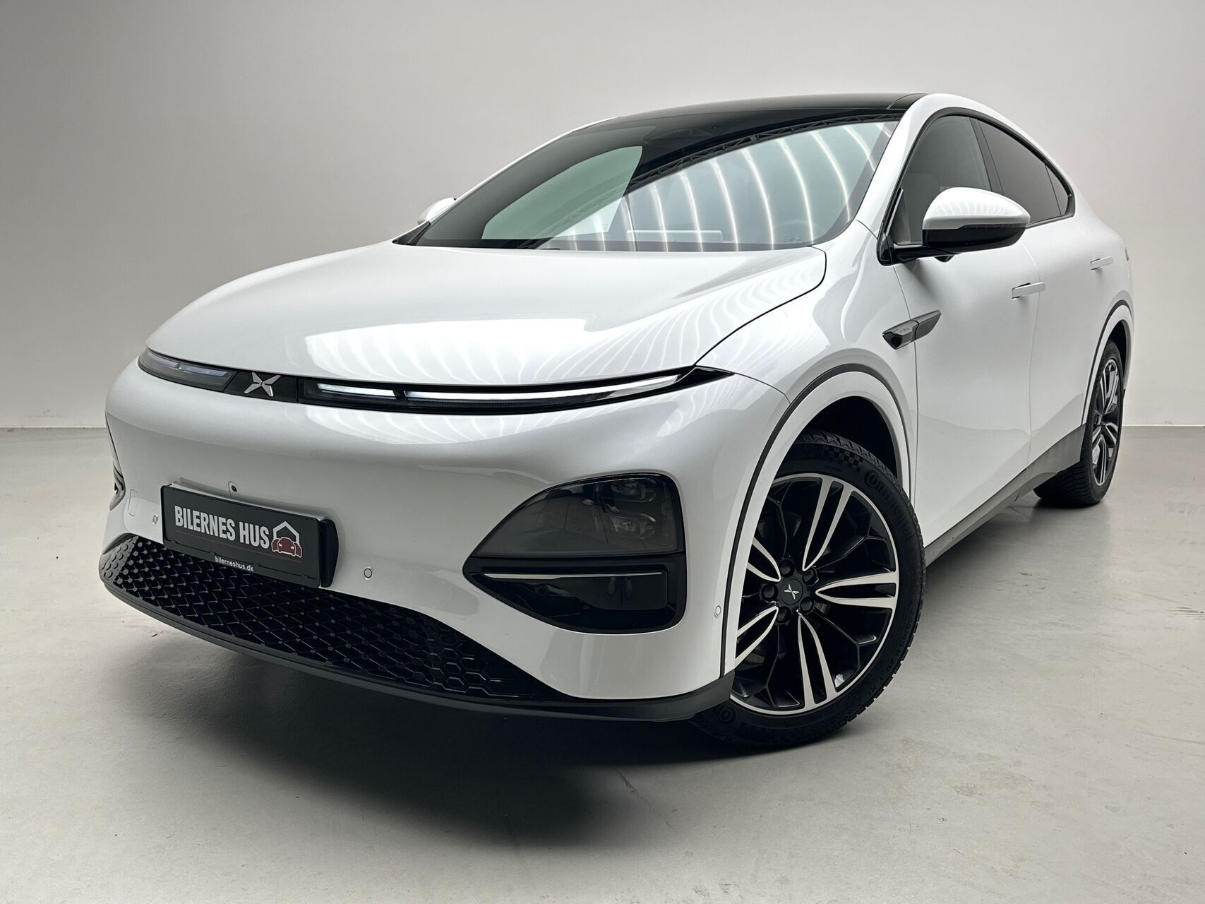 Hvid Xpeng G6 fra 2024