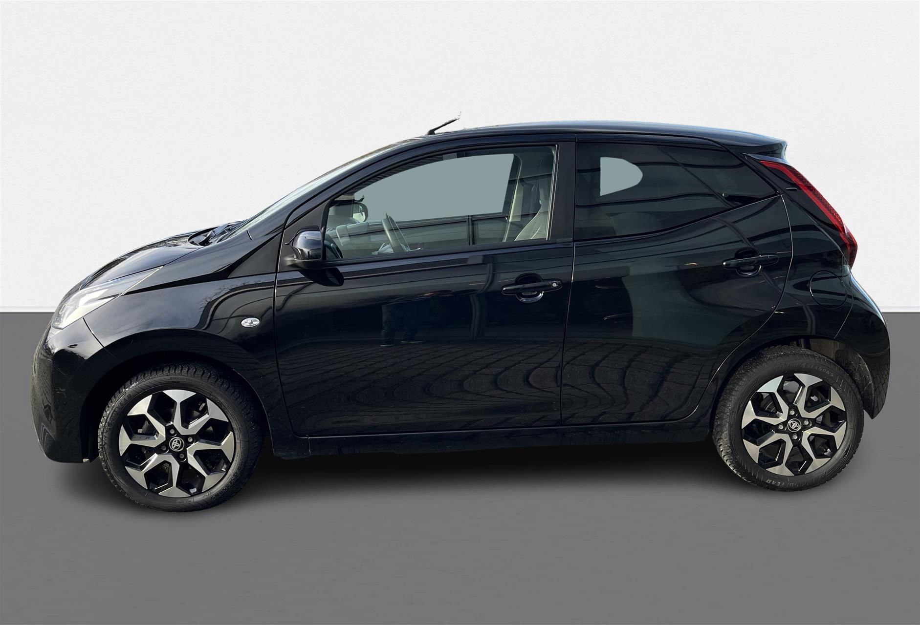 Toyota Aygo 1,0 VVT-I X-Press 72HK 5d