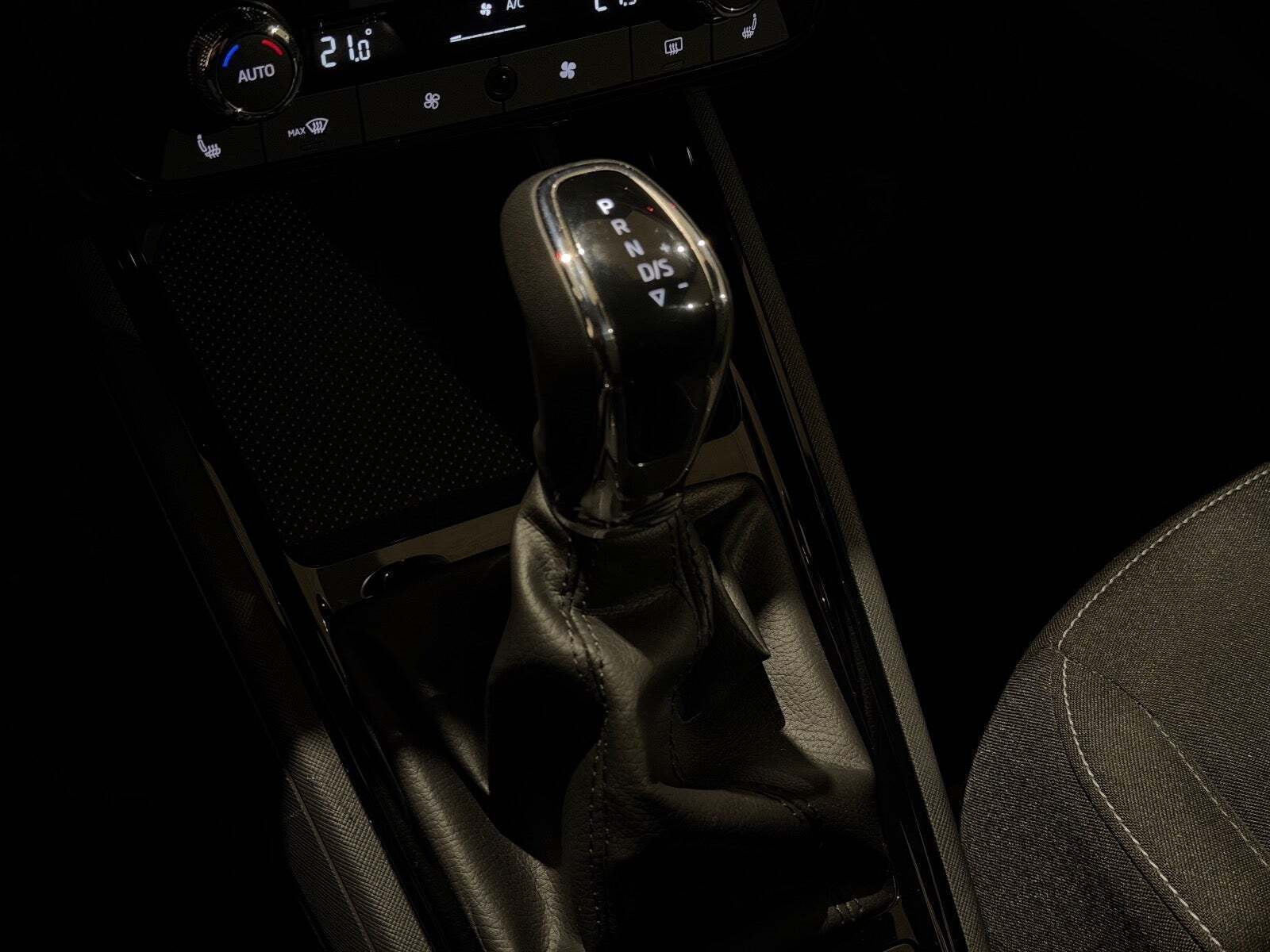 Sølv Skoda Kamiq fra 2024