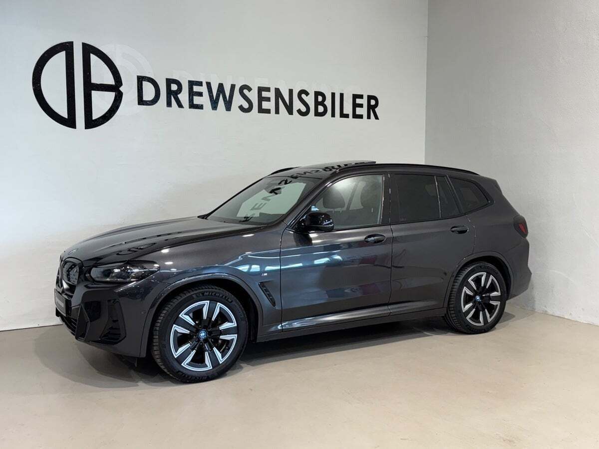 BMW iX3 Charged M-Sport