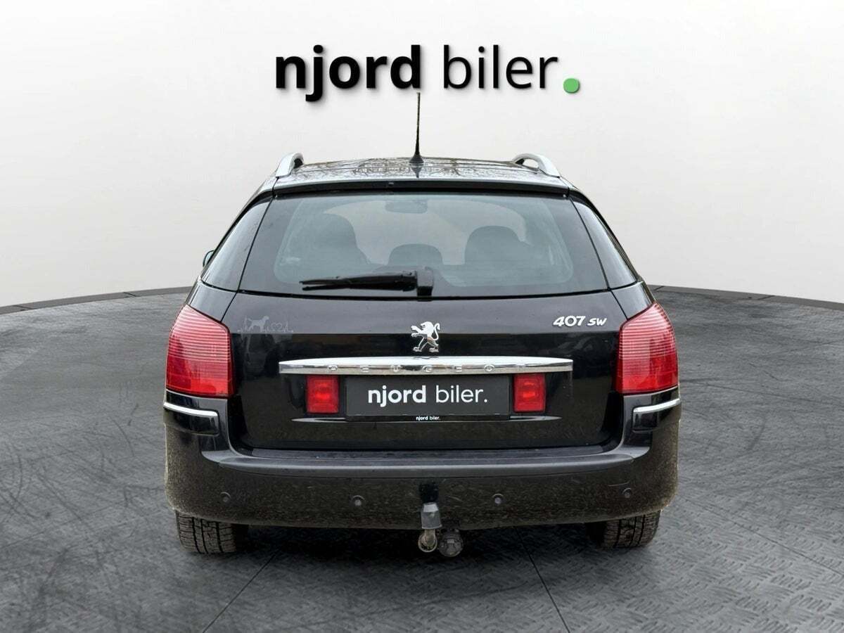 Peugeot 407 2,2 HDi Premium SW
