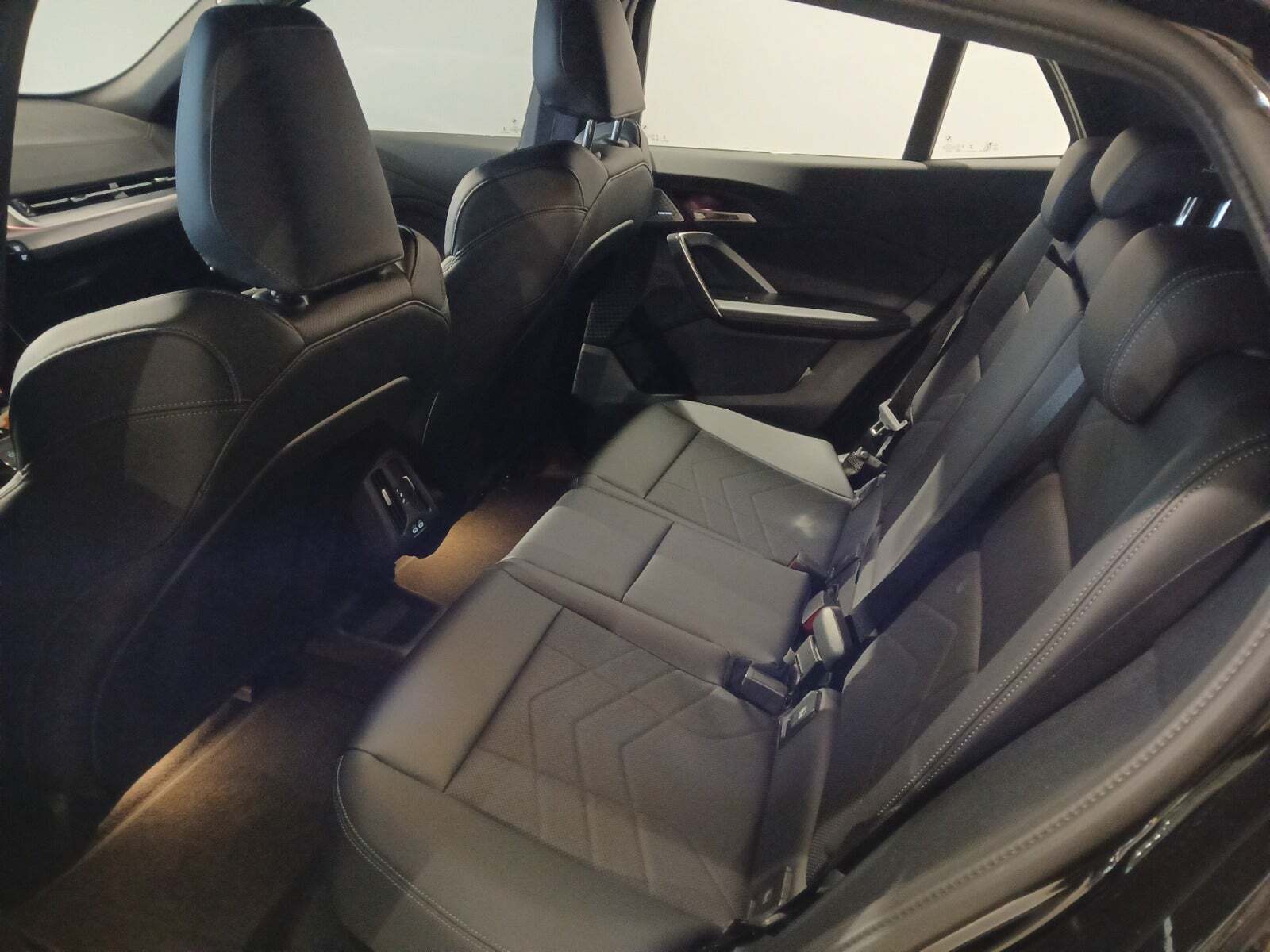 Sort BMW iX2 fra 2024