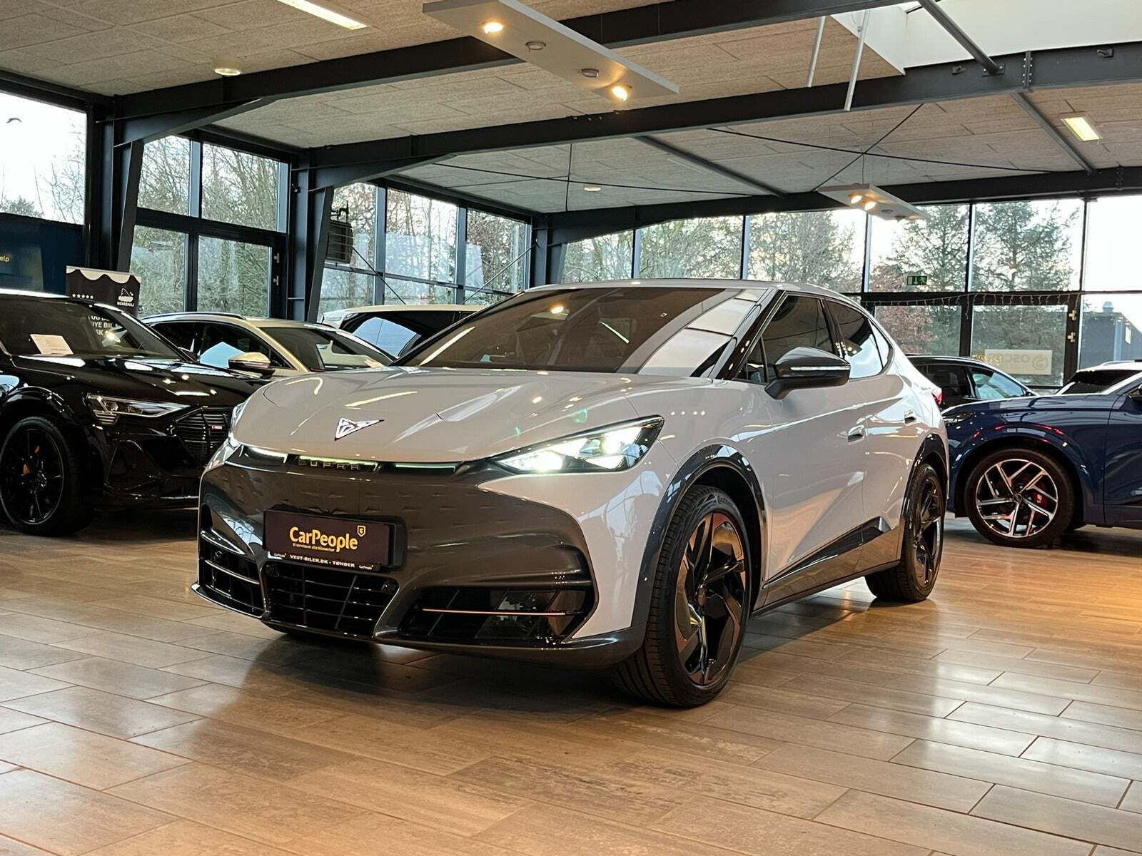 Cupra Tavascan 77 VZ Adrenaline