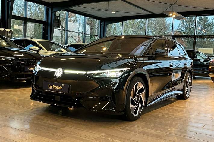 Sort VW ID.7 fra 2026 set udefra