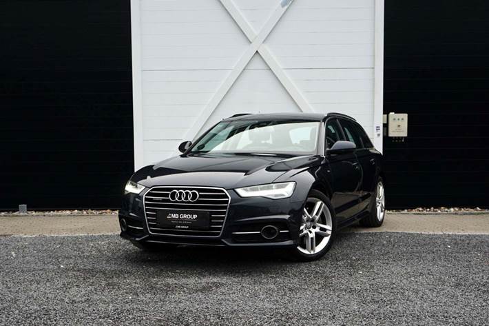 Blå Audi A6 fra 2016