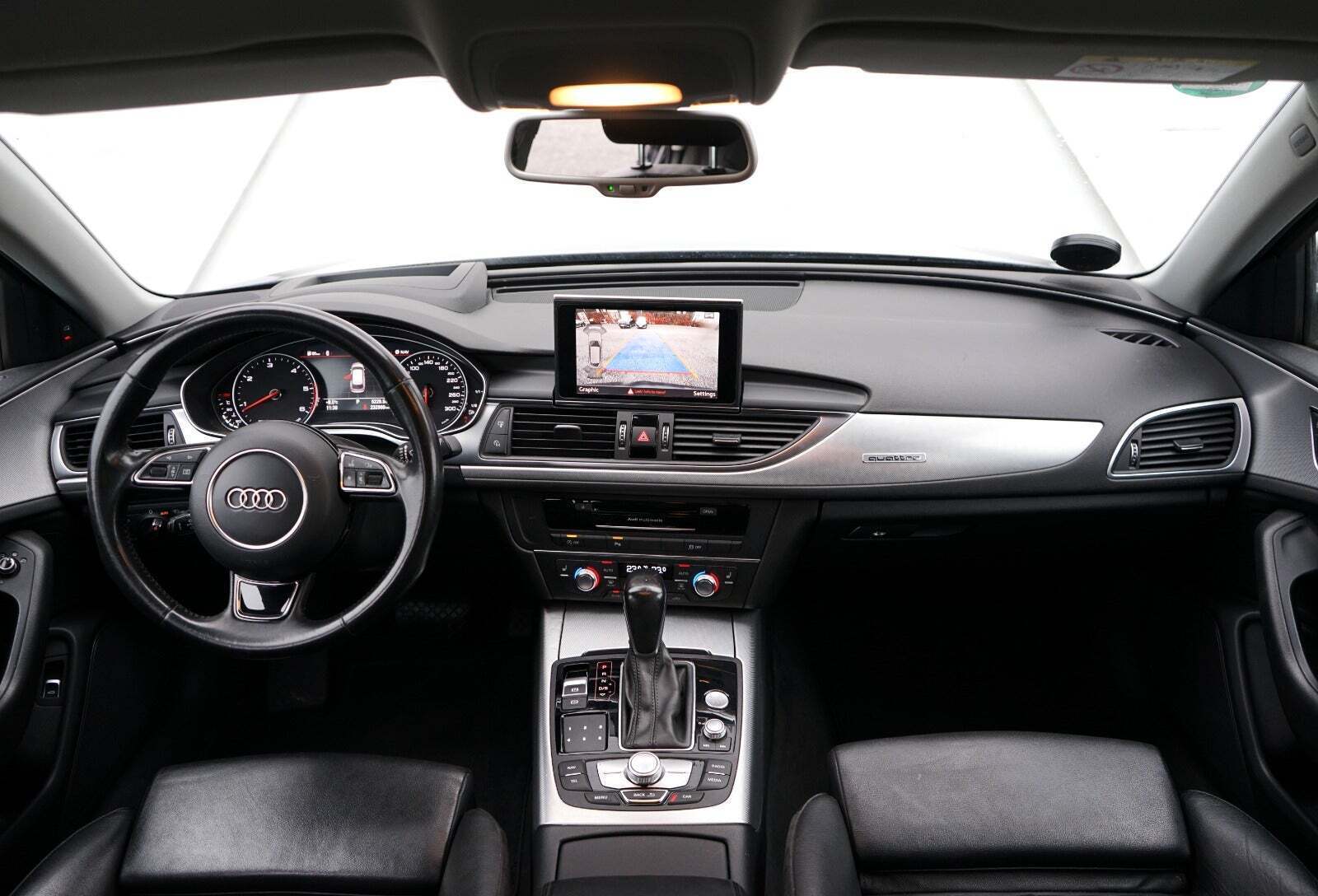 Blå Audi A6 fra 2016