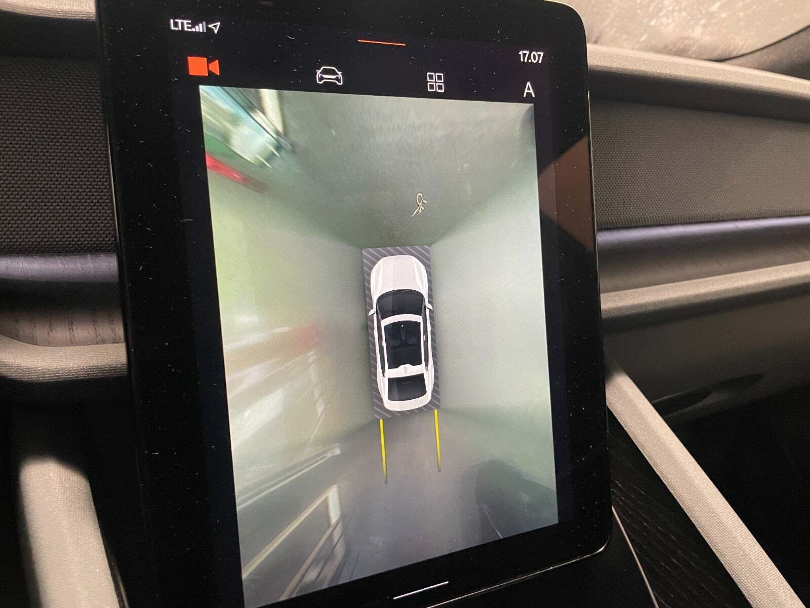 Sort Polestar 2 fra 2023