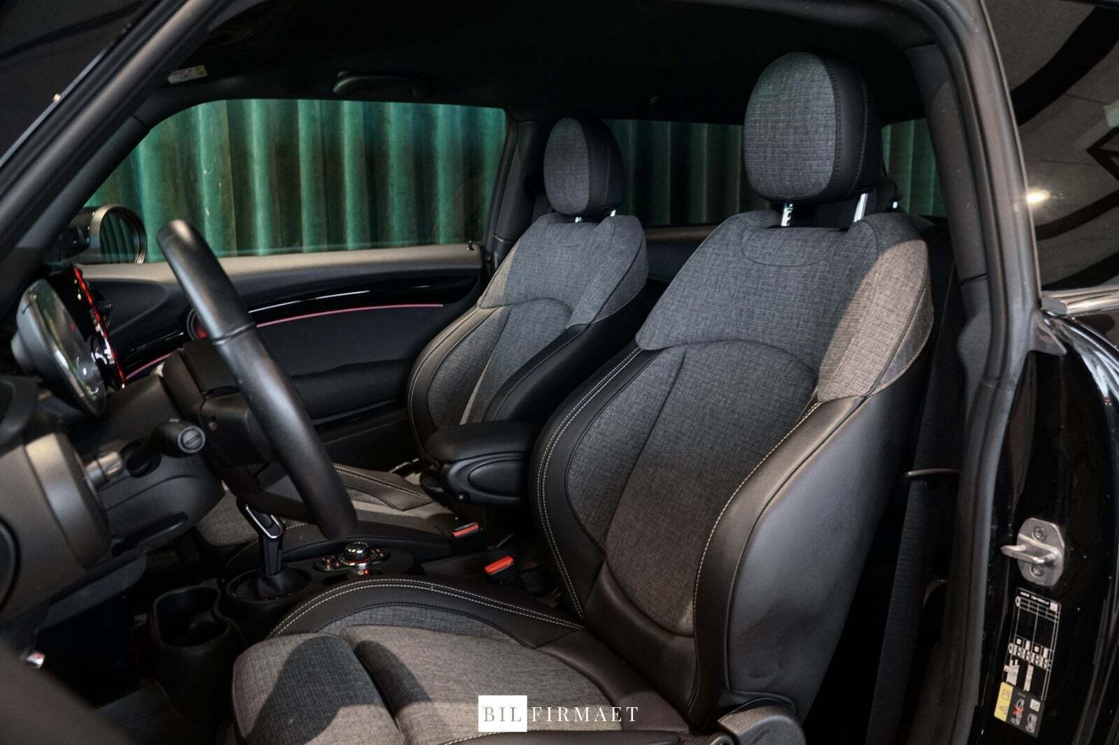 Mini Cooper SE Classic Trim