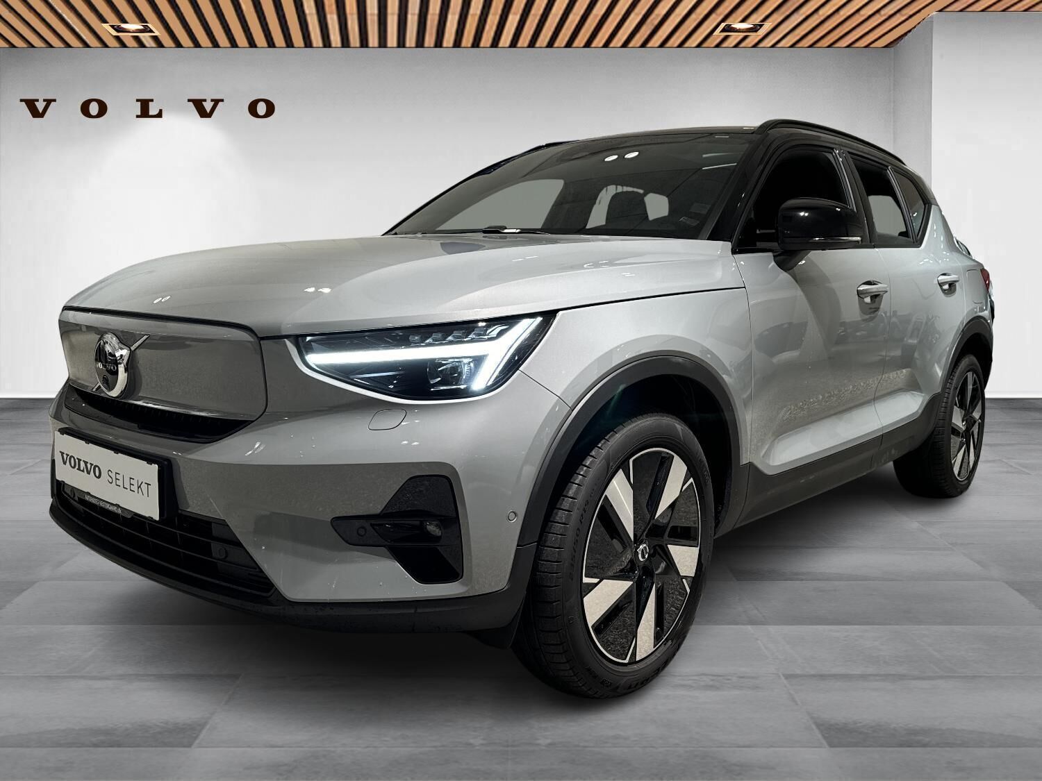 Volvo EX40 Extended Range Ultra