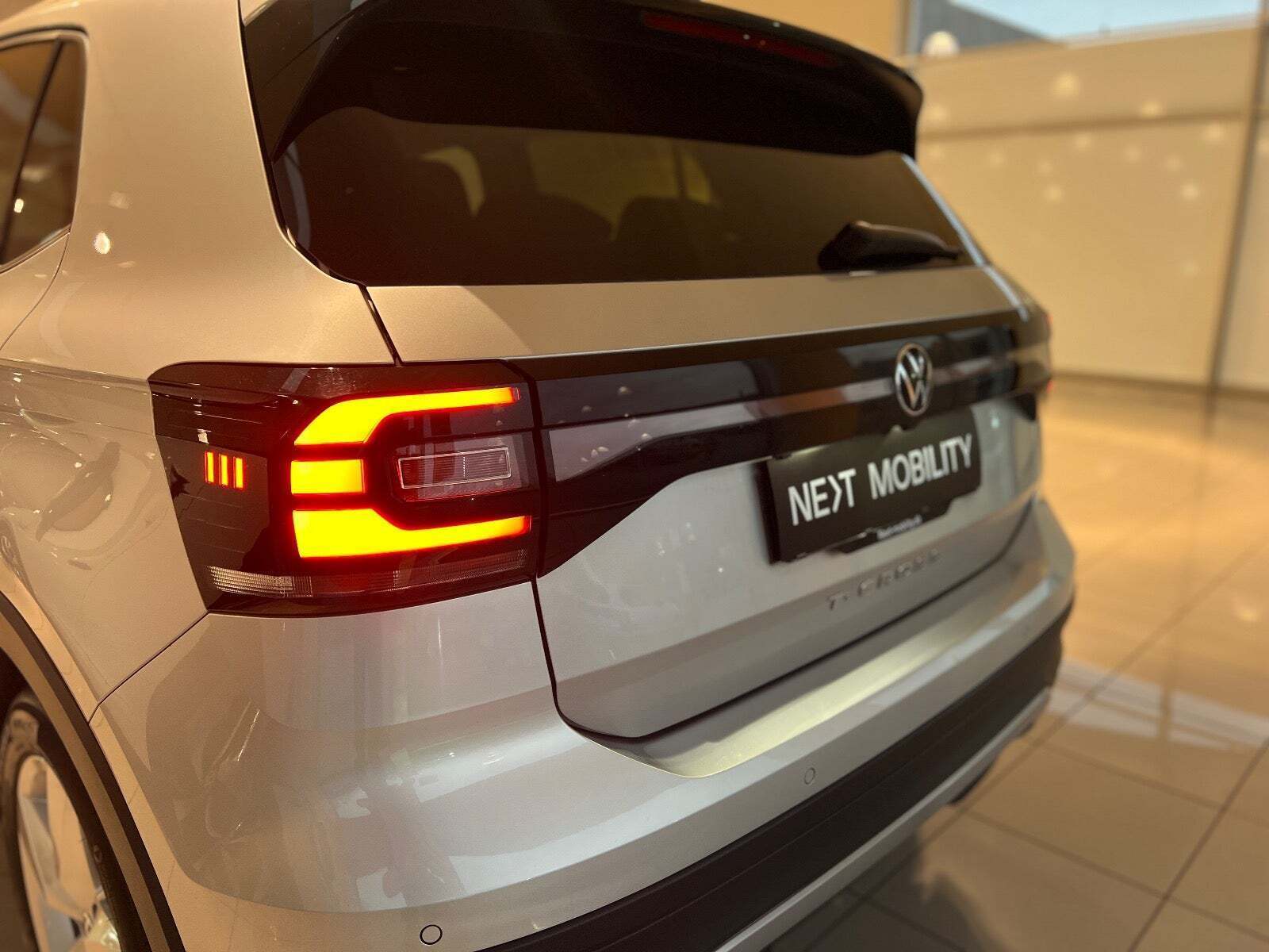 Sølv VW T-Cross fra 2023