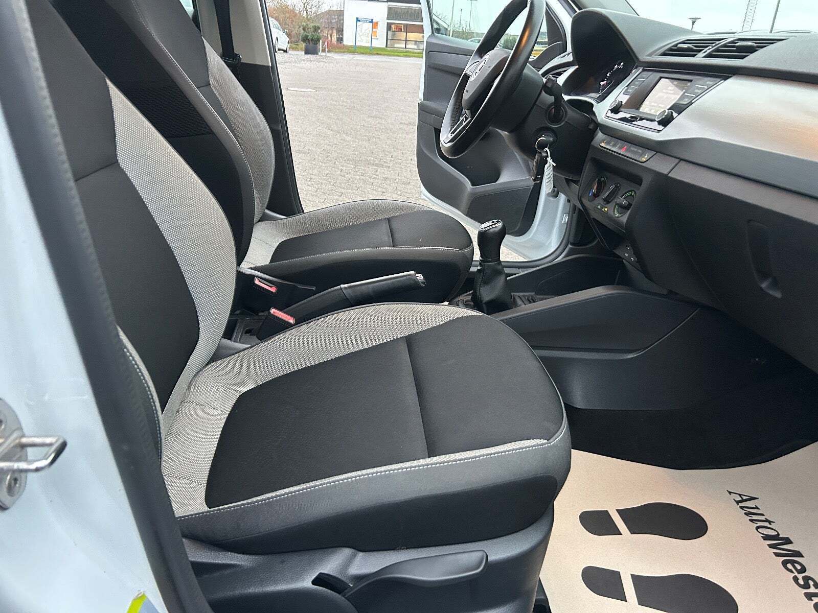 Hvid Skoda Fabia fra 2018