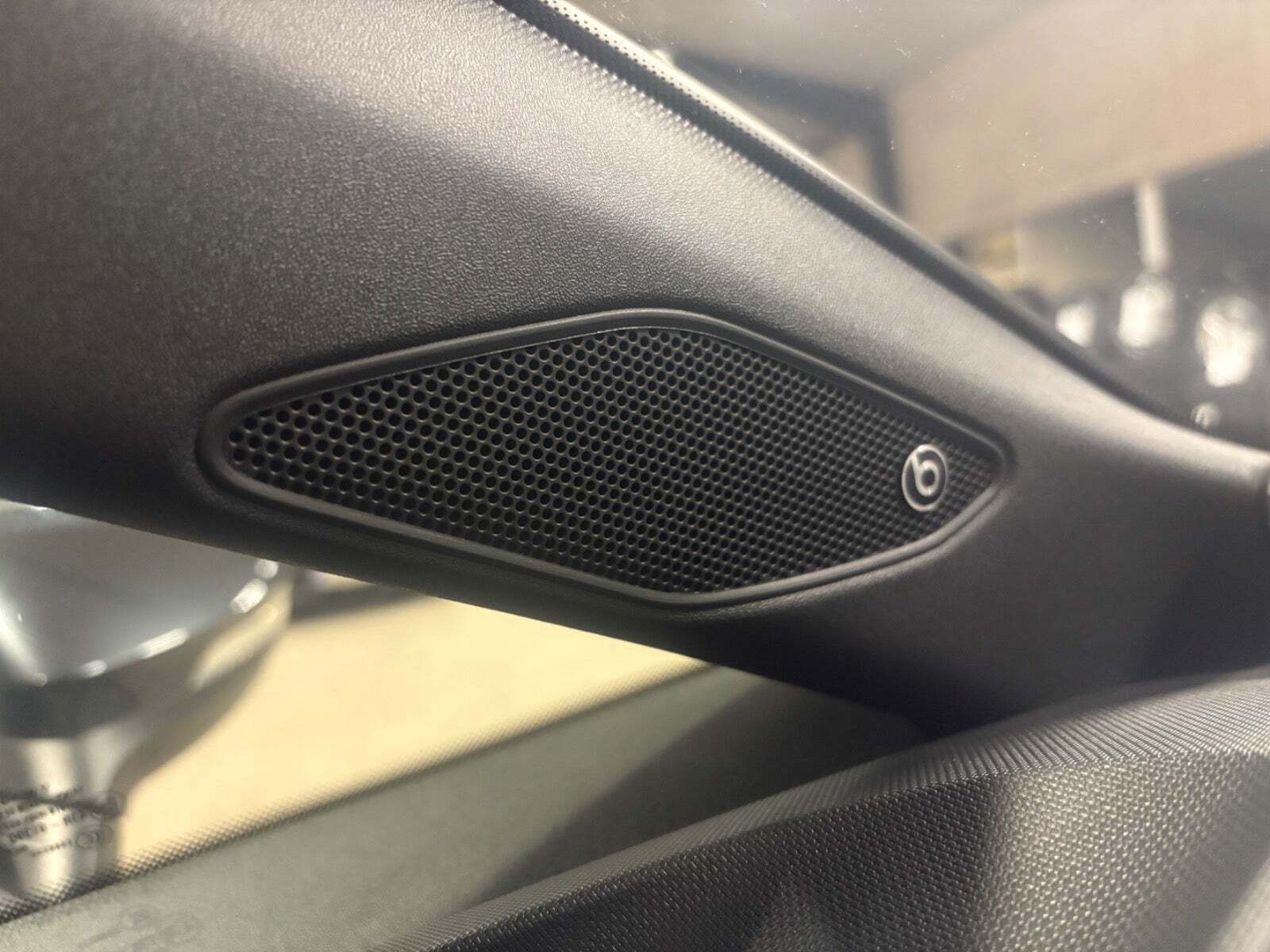 Grå Cupra Born fra 2022