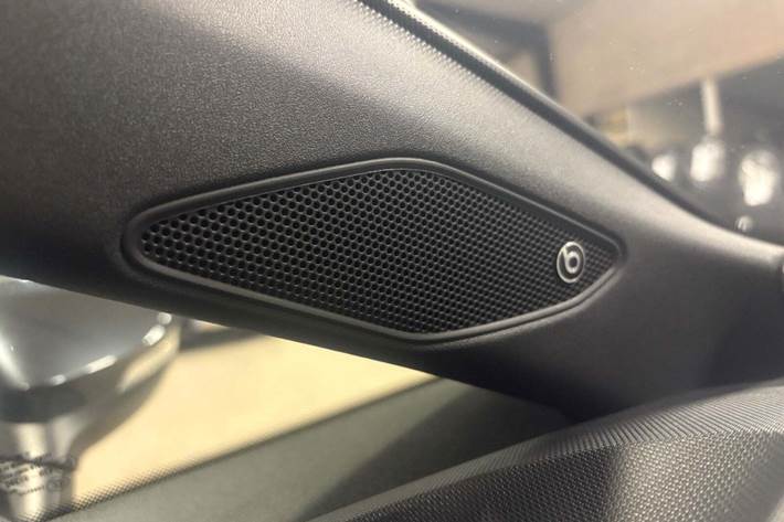 Grå Cupra Born fra 2022