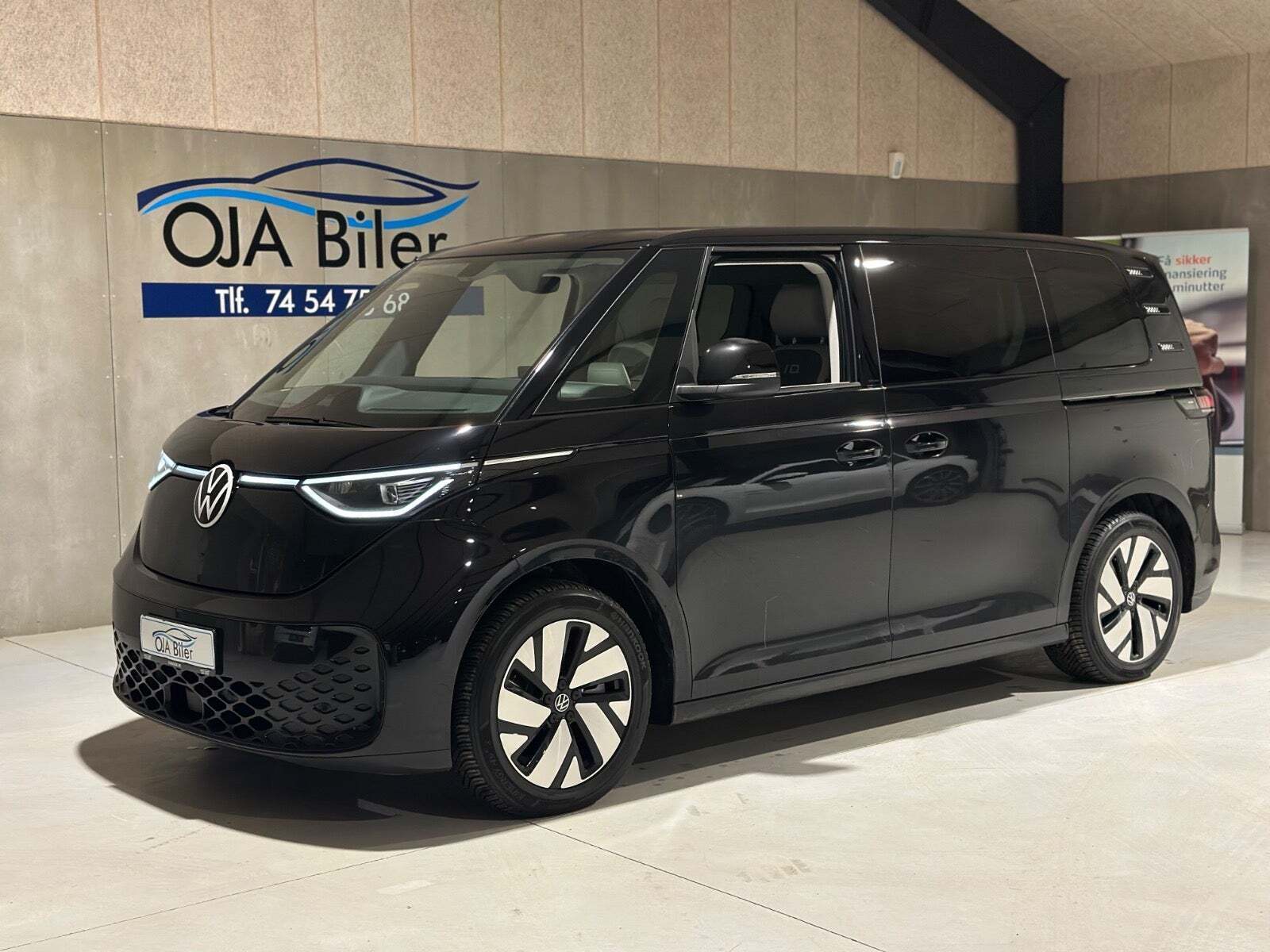 VW ID.Buzz 77 Pro SWB